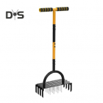 &bdquo;Du viename&ldquo; vejos aeratorius, rankinis dirvožemio vėdinimo įrankis su smaigaliais ir &scaron;erdimis. A