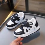 Nauji vaiki&scaron;ki sportbačiai Baby Girl Batai kietu padu Velcro Boy Panda Batai 21 juoda
