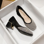 2024 Pavasaris Vasara Moterų Mados Auk&scaron;takulniai Nauji OL Vakarėliui Kvadratiniai Laisvalaikio Auk&scaron;takulniai Batai Moterims Kalnų Kri&scaron;tolas Perlas Loaferiai 35-43 35 juoda