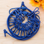 Raudona drabužių linija su spaustuku Buitinės prekės Prakti&scaron;ki ir populiarūs gaminiai raudona