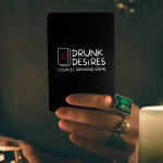 Porų kortų žaidimas Smagus kortų žaidimas prie&scaron; žaidimą, žaidimų vakarui, koledžui - daug juokingų i&scaron;&scaron;ūkių, vakarėlio žaidimo dovanos, vakarėlio kortos One Size juoda