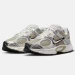 Nike moteri&scaron;ki V5 RNR kvėpuojantys laisvalaikio batai US 8