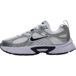 Nike V5 RNR PS Balti Didžiojo Pilkojo Spalvos Vaiki&scaron;ki Sportbačiai Kolegijos Pilki Juodi HQ6412-100 28