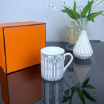 Europos Lengva Prabanga Pažangus Kaulinio Porceliano Puodelis Puodelis Puodelis I&scaron;skirtinis Popietinės Arbatos Auk&scaron;tos Klasės Puodelis Vandens Puodelis Kavos Puodelis &Scaron;ventinės Dovanos 301-400ml