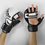 Kovinės pir&scaron;tinės MMA puspir&scaron;tės bokso pir&scaron;tinės PU oda Kovai su pir&scaron;tinėmis Kovinės pir&scaron;tinės Suaugusiųjų Muay Thai Konkurencijos pir&scaron;tinė S for child balta