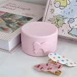 1 vnt. INS mielas &bdquo;Macaron&ldquo; lankelis su apvalia laikymo dėžute, &bdquo;Kawaii&ldquo; mergaičių papuo&scaron;alų segtukai, dulkių nepraleidžianti dėžutė, ne&scaron;iojama kelioninė smulkmenų organizatorius