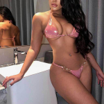Moteri&scaron;kas Seksualus Trikojo Formos Bikini Rinkinys Vasarai Su Rai&scaron;teliais &Scaron;onuose, G-String Tipo Apatinė Dalis, Nugarėlė, Elastinis, Vienspalvis S rožinė