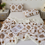 Bohemi&scaron;ko stiliaus daugiafunkcinis užklotas, &scaron;enilinis užmetas, jaukus ėriuko vilnos biuro užklotas 200x230cm ruda