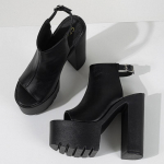 Madingi 14 cm itin auk&scaron;takulniai platforminiai sandalai moterims Seksualūs atvirais pir&scaron;tais su čiurnos dirželiu ir sagtimi &Scaron;lepetės 43 Didelis dydis &Scaron;ventiniai Striptizo bateliai 35 juoda
