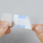 120 vnt Pu permatomas vandeniui atsparus juostos pagalbinis klijavimas medicininių juostelių tinkas, skirtas maudytis sportinėms žaizdoms