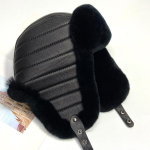 Natūralaus triu&scaron;io kailio kepurės vyrams bomber kepurės Ausų atvartai Pūkuotos uodegos &Scaron;ilta stilinga žieminė kepurė ushanka 55-62 adjustable juoda