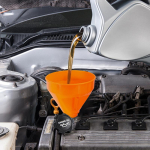 Universalūs automobilių motociklų sulankstomi ne&scaron;iojamieji piltuvėliai Automobilių motociklų degalų papildymo priedai Degalų papildymas Benzininių variklių alyvos piltuvas Orange one