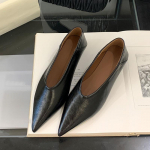 Mada 2025 Nauji Avalynė Seklūs Moteri&scaron;ki Plok&scaron;čiapadžiai Įslystami Batai Mink&scaron;ti Moteri&scaron;ki Laisvalaikio Mados Smailianosiai Ponios Plok&scaron;čiapadžiai Su Batai Pavasaris Ruduo 35 juoda