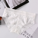 Moteri&scaron;kos nėriniuotos kelnaitės Patogus apatinis trikotažas Daisy Print Nėrinių kelnaitės One Size