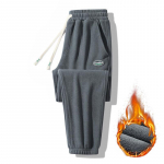Žiemos &scaron;iltos, storos sportinės kelnės Vyri&scaron;ki bėgikai, elastinga juosmens rai&scaron;teliai, laisvalaikio kelnės Vyri&scaron;kos prekės ženklo &bdquo;Polar Fleece&ldquo; kelnės, plius dydis 8XL 8XL pilka spalva