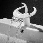 Tuqiu Naujas &Scaron;epetėlis Auksinis Vonios Krioklio Praustuvo Mai&scaron;ytuvai Mai&scaron;ytuvas Kar&scaron;tas Ir &Scaron;altas Skriejiko Dizainas Pilkas Tualeto Mai&scaron;ytuvas Vandens Mai&scaron;ytuvas balta