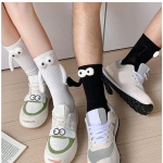 Alobee Harajuku poros medvilninės kojinės 2 poros magnetinio siurbimo rankoje kojinės Juodos baltos unisex laikymo rankose ilgos kojinės