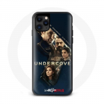 Coque Iphone 12 Pro Max Undercover cabane camping gens voyage gitans caravane agents couple drame Be