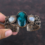 Neoninė blykstė labradorito rankogalių apyrankė varine viela apvyniota apyrankė Reguliuojama rankogalių apyrankė vaivoryk&scaron;tės mėnulio akmens apyrankė rankų darbo brangakmenių papuo&scaron;alai