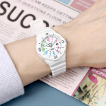 Casio Moteri&scaron;kas madingas 100 metrų atsparus vandeniui studentų analoginis uretano rankinis laikrodis white