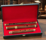 Rožmedžio airi&scaron;ka D fleita su dėklu KETURIOS dalys 26 Muzikiniai pučiamieji instrumentai one size ruda