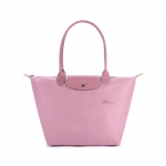 Longchamp Le Pliage Green 31 Madinga vientisos spalvos rankinė su ilgomis rankenomis, užsegama spaudėmis ir užtrauktuku, pagaminta i&scaron; perdirbto drobės su odos apdaila 1899919P72 Petal Pink