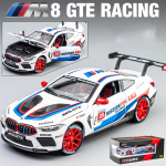 1/24 Scale M8 GTE Racing Diecast automobilių modelio žaislas, traukiama atgal žaislinė transporto priemonė su garsu ir &scaron;viesa vaikams, mažiems berniukams, mergaitėms, dovanų kolekcija 1/24-22x9x5.5cm balta