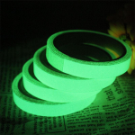 Mados lipnus įspėjamasis lipdukas avarijos atveju Fluorescentinis Populiarus naktinio matymo PVC 1vnt &scaron;viečiančios juostos sienos lipdukas &scaron;viečia tamsoje Auk&scaron;ta kokybė 1.5CM*1M žalia