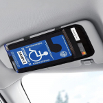 Neįgaliojo ženklo laikiklis automobiliui, neįgaliojo stovėjimo leidimo ženklo apsauga, skirtas automobilio saulės skydeliui, su užra&scaron;ų popieriaus lizdu ir ra&scaron;iklio laikikliu