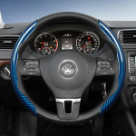 Tinka Volkswagen anglies pluo&scaron;to tekstūros vairaračio apdangalui su segmentuotu greito atleidimo dizainu, patvarus, skirtas Tiguan Golf T-Roc Polo Passa