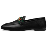 GUCCI įsispiriami mokasinai su juoda odine juosta 631619 CQXM0 1060 34