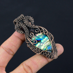 Abalone Shell brangakmenio gryno vario viela apvyniotas rankų darbo pakabukas papuo&scaron;alas dovanoms 3.07 Inches žalia
