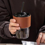 440 ml Universalus ir patvarus ledinės kavos puodelių stiklinis puodelis su &scaron;iaudeliu ir dangteliu, skirtas auk&scaron;tai temperatūrai keliaujant ar namuose 440ml