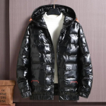 Vyri&scaron;ka žieminė pūkinė striukė vyrui su kapi&scaron;onu, didelio dydžio, pamink&scaron;tinta, blizgi, &scaron;ilta parka, vyri&scaron;ka, juoda, labai didelis dydis 12XL didelis 12XL juoda