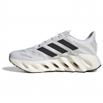 adidas Switch FWD Balti Juodi Vyri&scaron;ki Sportbačiai Debesų Baltumo Pagrindinė Juoda Halo Sidabro ID1781 41⅓