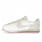 Nike Cortez Valentino diena Moteri&scaron;ki sportbačiai Kreminės spalvos su Rožiniu-Putplasčiu HV6012-161 EU 38 rožinė/balta