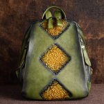 Natūralios odos kuprinė su reljefiniais vintažiniais krep&scaron;iais moterims 30cm*12cm*32.5cm žalia