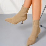 Moteri&scaron;ki auk&scaron;takulniai stiletto batai smailianosiai elastinio audinio aulinukai, vienspalviai madingi didelio dydžio batai, patogūs eleganti&scaron;ki moteri&scaron;ki batai prie suknelės 38