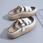 Moteri&scaron;ki mulai basutės be kulno, patogios platforminės klumpės uždaru priekiu, įsispiriamos, plok&scaron;čios basutės vaik&scaron;čiojimui, PU odos sportinės basutės su reguliuojama sagtimi 35 balta