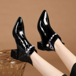 Madingi FHC Patentinės Odos Moteri&scaron;ki Ankle Boots, Reljefiniai Gėlių Trumpi Botas, Perliukai Žieminiai Batai, &Scaron;oninis Užtrauktukas, Smailus Pir&scaron;tas, Žalias, Juodas, Dropship 37 juoda