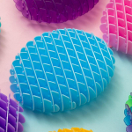 Naujas egzoti&scaron;kas streso mažinimo deformuotas pir&scaron;tų galiukų sensorinis dekompresinis elastingas tinklelio žaislas 10cm mėlyna