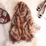 Prabangaus prekės ženklo didelis &scaron;ilkinis &scaron;alikas moterims, mados ra&scaron;tuotas &scaron;alis ir apgaubas, bufanda, moteri&scaron;ki paplūdimio &scaron;alikai, plonos mink&scaron;tos stoles 130*180cm