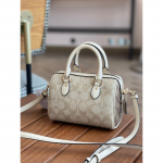 &Scaron;i klasikinė mini su ra&scaron;tu pagalvės formos rankinė universali rankinė per petį įstrižai moteri&scaron;ka rankinė dimensions: length 17 * height 12 * width 10cm