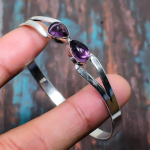 Ametisto brangakmenio rankų darbo 925 sterlingų sidabro papuo&scaron;alų apyrankė, reguliuojama jai Adjustable violetinė