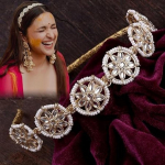 Kundan Studded Matha Patti Sheesh Patti galvos grandinėlė Tradicinė galvos juosta plaukų juosta Juvelyrinė plaukų grandinė moterims ir mergaitėms (Auksinė Balta)
