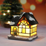 Kalėdų namų dekoracija Miniatiūrinis kaimelio namas Pastato ornamentai Derva LED pastatai Dovana A