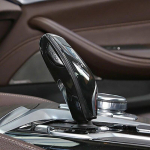 Automobilio anglies pluo&scaron;to pavarų perjungimo rankenėlės rankovės mygtuko dangtelio dekoratyvinė lipduko apdaila BMW G30 G32 G11 X3 G01 X4 G02 Automobilio priedai juoda