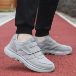 2024 Itin platūs velcro batai vaik&scaron;čiojimui visiems sezonams - Mink&scaron;tas padas, Patogus prigludimas pagyvenusiems 41