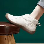 2025 naujos mados kasdieniai batai patogūs moteri&scaron;ki kvėpuojantys neslidūs sportbačiai vyri&scaron;ki tinklelio plok&scaron;čiapadžiai 35 juoda