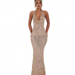 Moteri&scaron;ka permatoma tinklelio maksi suknelė su blizgučiais, perregima halterio ilga suknelė, gilia V formos i&scaron;kirpte, atvira nugara, prigludusi prie kūno suknelė, seksuali apranga vakarėliams S juoda